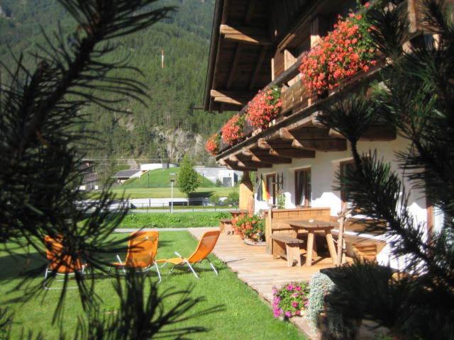 Apartamento Landsitz Im Reitle Längenfeld Exterior foto